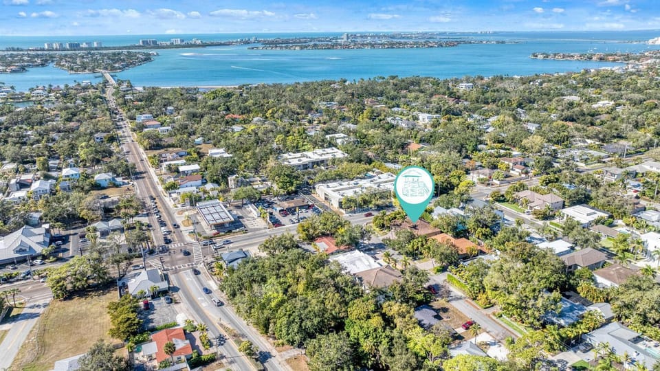 Casamigos - 1805 House in Sarasota