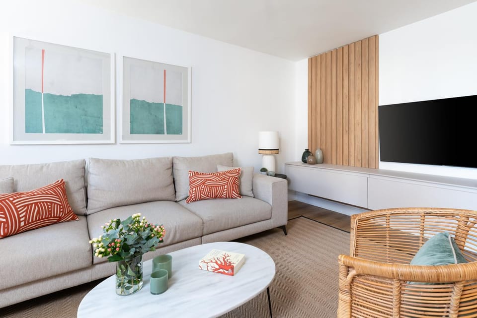 Donoso Cortes & Free parking by ELE Apartments Apartment in Malaga