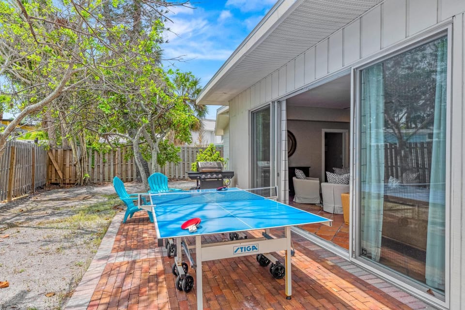 Beach Walk Cottage - 451 House in Siesta Beach