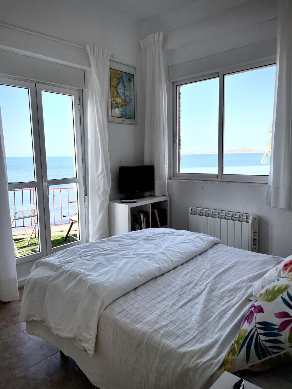 Bed, Photo of the whole room, Bedroom, Sea view