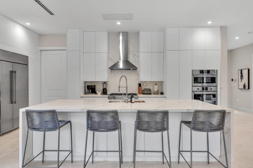 Kitchen or kitchenette