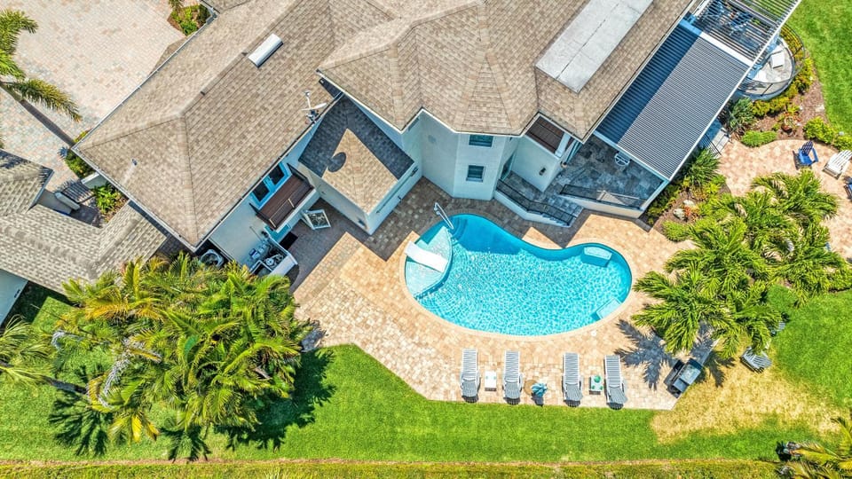 The Sun Dial - 827 House in Siesta Beach