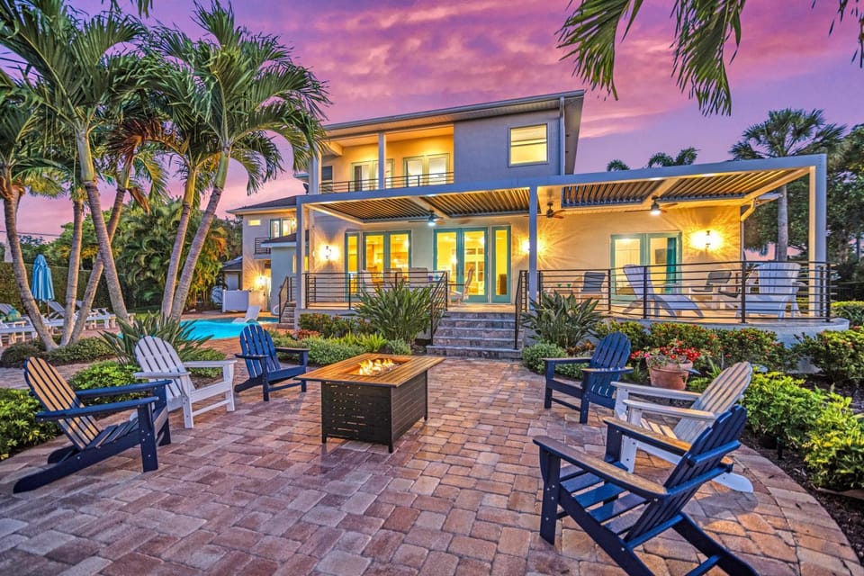 The Sun Dial - 827 House in Siesta Beach