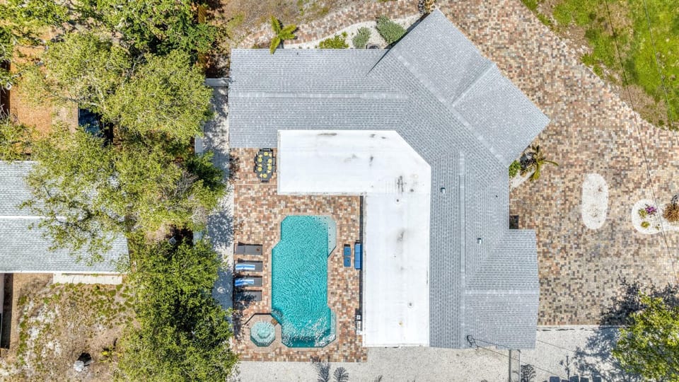 Coral Breeze - 4576 House in Siesta Key