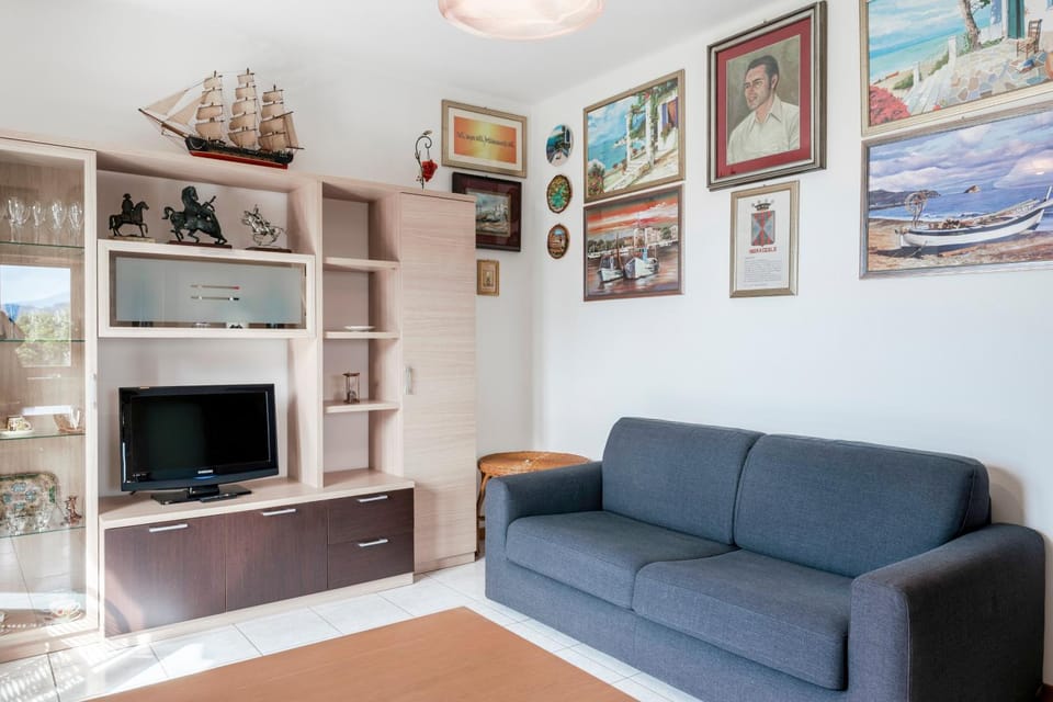 TV and multimedia, Living room