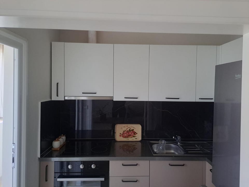 Κοντά στην πόλη και στην θάλασσα Apartment in Vlorë