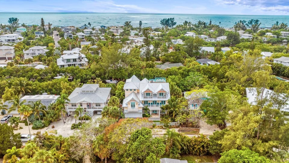 Beach A La Mode - 211 House in Anna Maria Island
