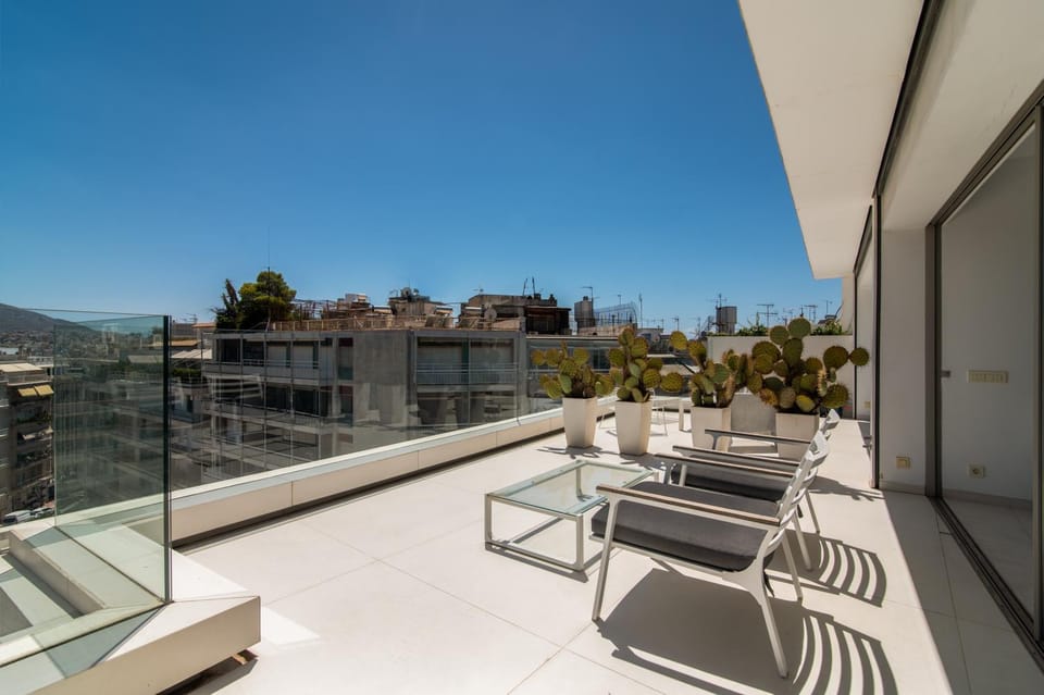 Patio, Day, Natural landscape, View (from property/room), Balcony/Terrace, Mountain view