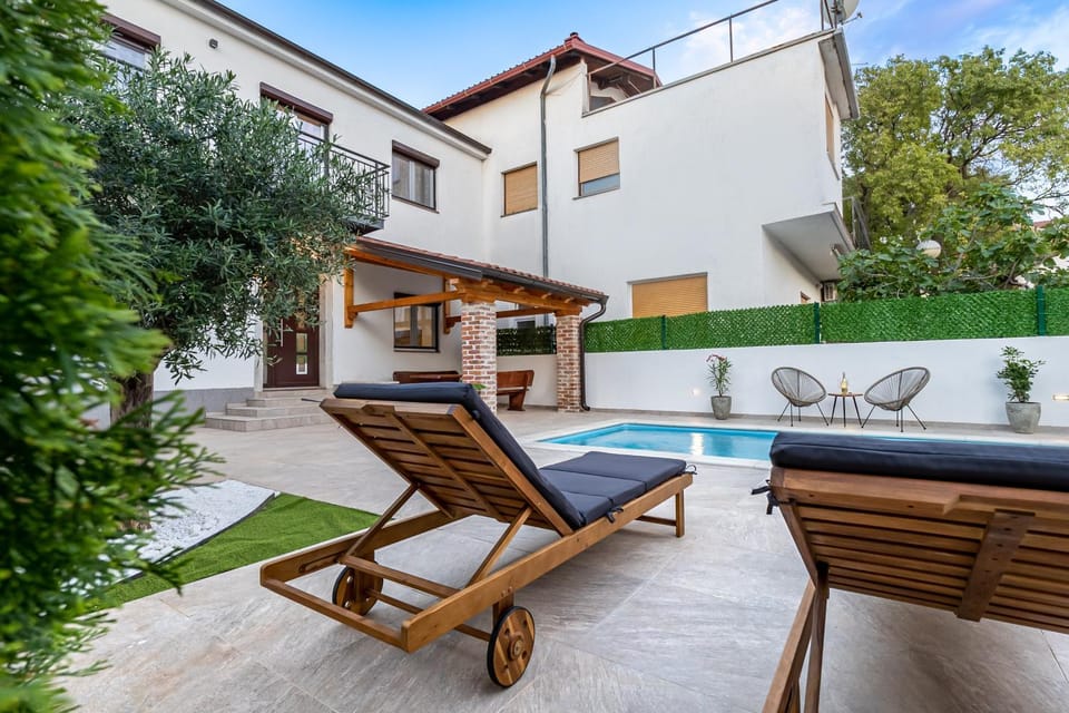 Villa Antique Villa in Novi Vinodolski