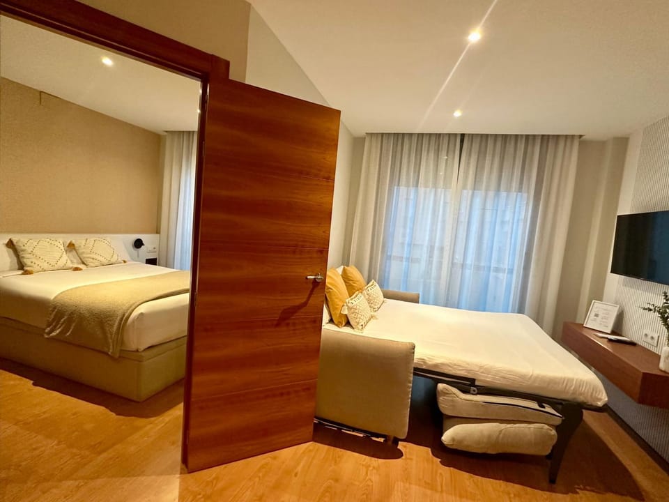 Bed, Living room, Photo of the whole room