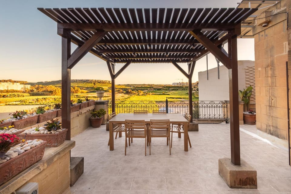 Villayana Holiday Home House in Malta
