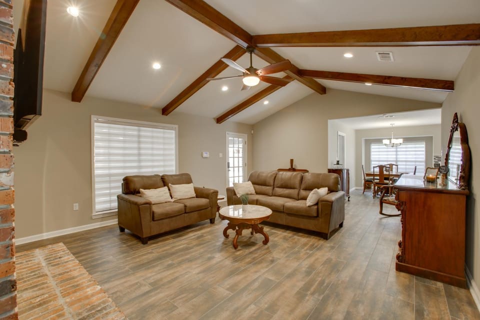 Spacious Baton Rouge Home Rental: 12 Mi to LSU! House in Baton Rouge