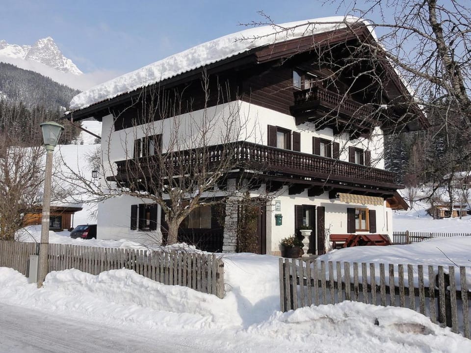Property building, Facade/entrance, Winter, Winter