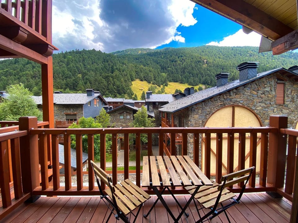 Spring, Balcony/Terrace