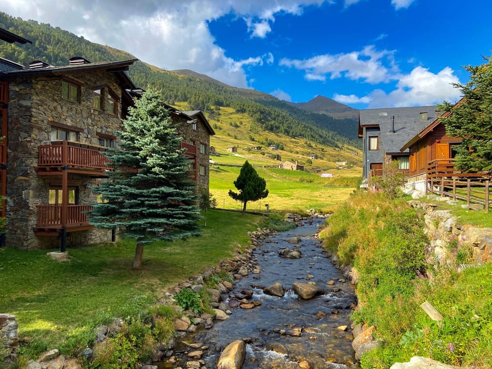 Property building, Day, Natural landscape, Mountain view