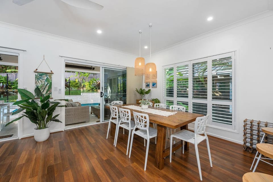 Burleigh Beach House House in Burleigh Heads