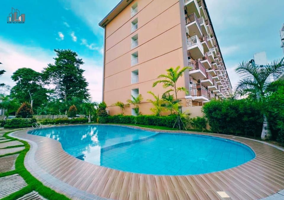 Property building, Day, Garden, Garden view, Pool view, Swimming pool