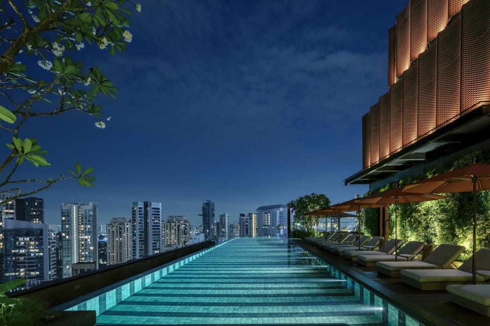 Swimming pool