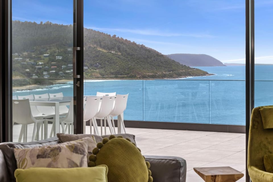 Patio, View (from property/room), Living room, Seating area, Sea view
