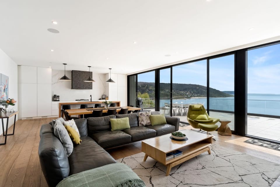Kitchen or kitchenette, Living room, Seating area, Dining area, Sea view
