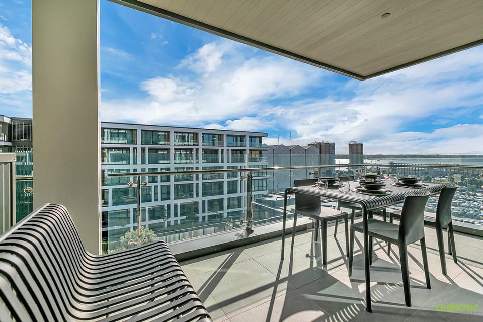 Patio, Day, View (from property/room), Balcony/Terrace, Seating area, Sea view
