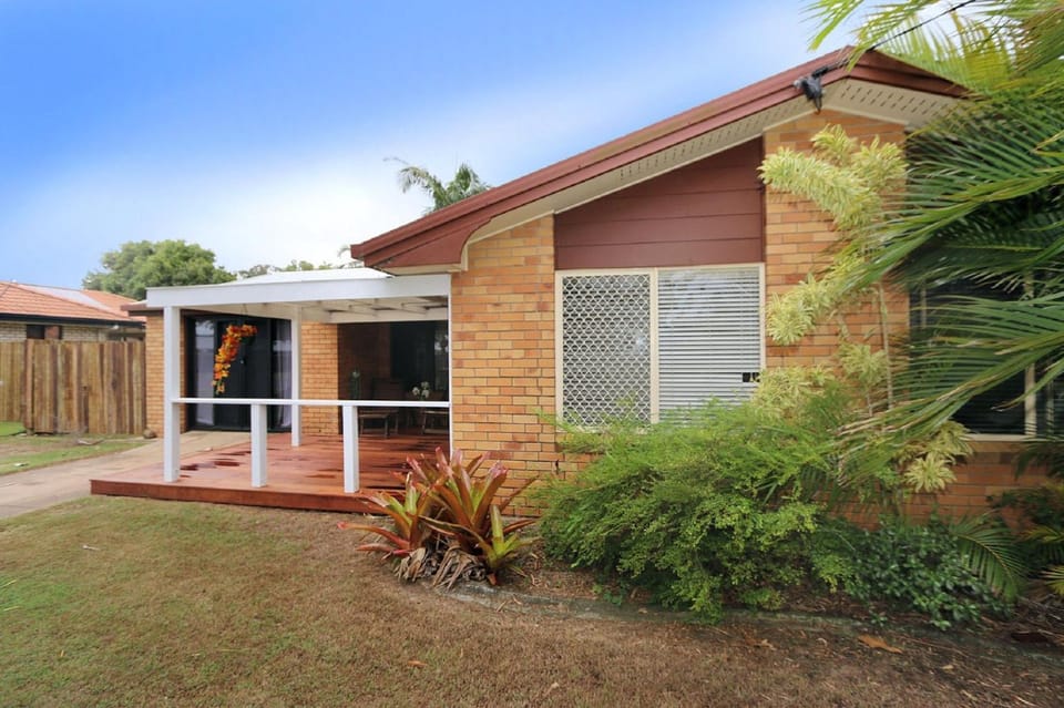 22 Durdins Road Bargara Bed and Breakfast in Bargara
