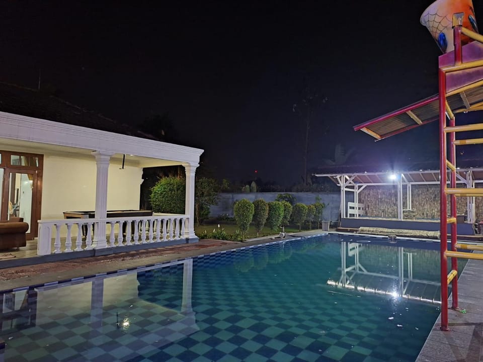 villa romi Villa in Cisarua