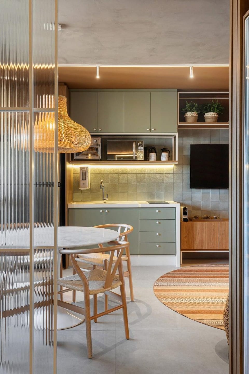 Kitchen or kitchenette