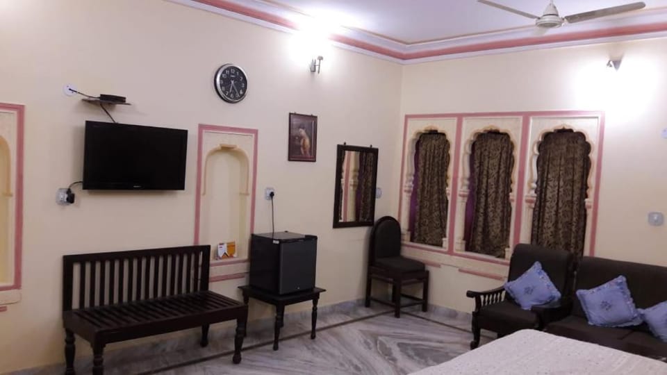 Palace Fresco Hotel in Haryana