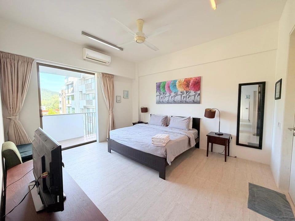 By The Sea with Side Seaview #363A Apartment in Penang