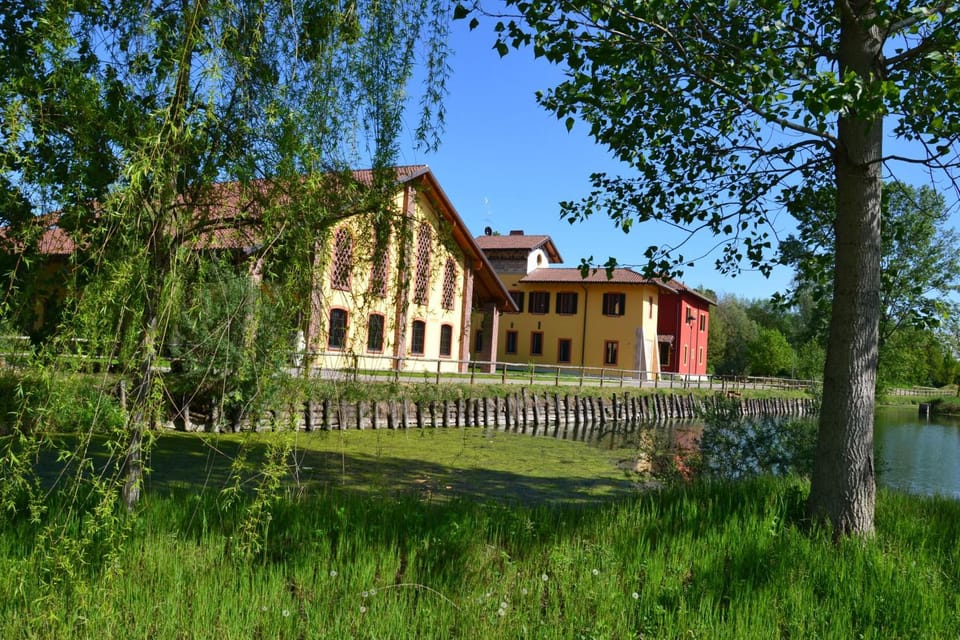 Horse-riding, Canoeing, Cycling, Garden view, Lake view