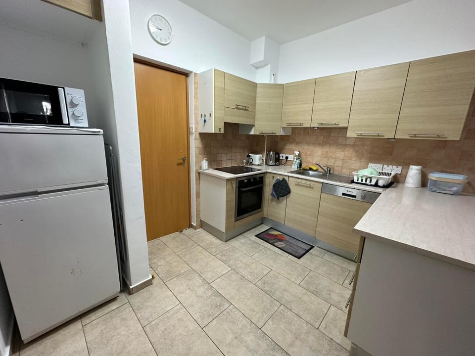 Coffee/tea facilities, Kitchen or kitchenette, dishwasher, minibar, oven, pet friendly, stove, toaster