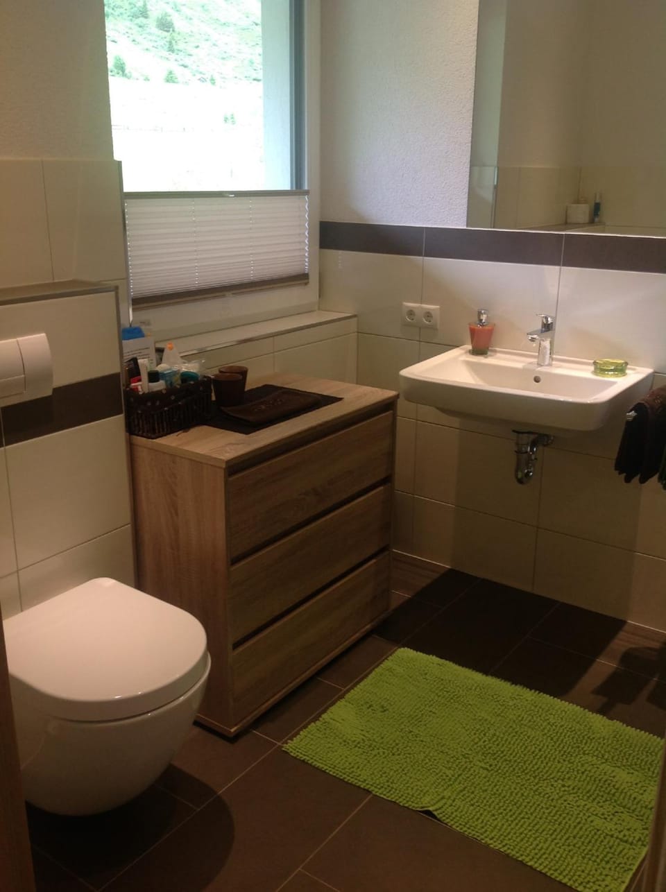 Bathroom, Garden view