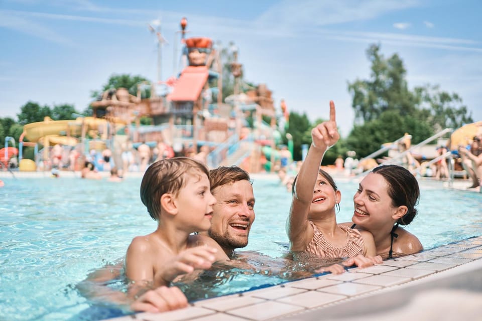 Aqua park, Swimming pool