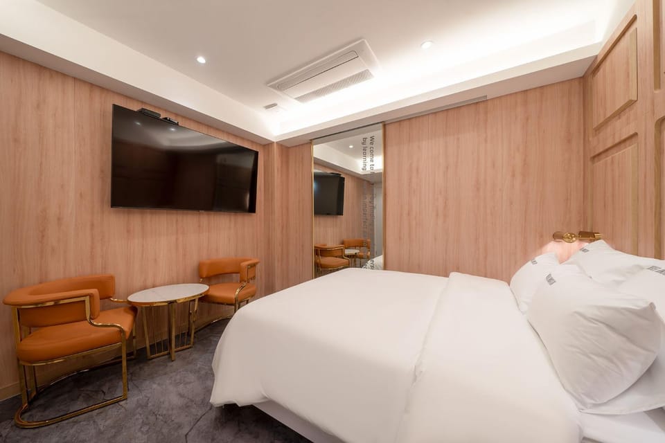 Suwon Hotel Insta Motel in Gyeonggi-do