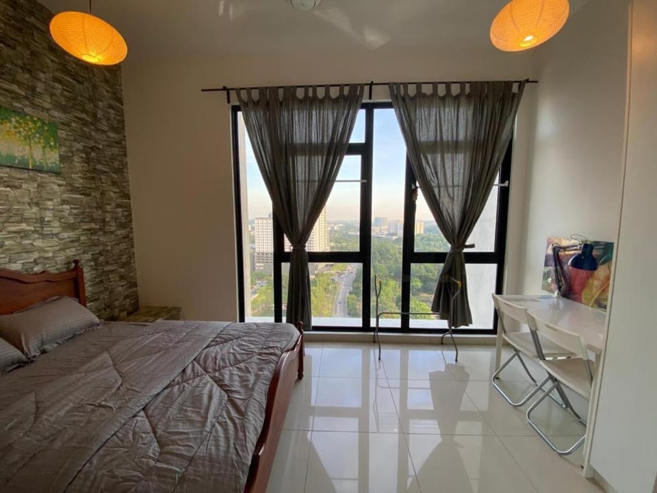 Islamic Santai Santai Homestay - Centrus Soho Cyberjaya Apartment in Selangor, Malaysia
