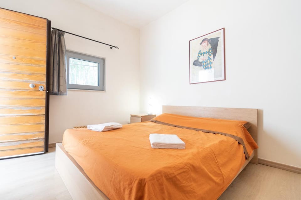 Living room, Bedroom
