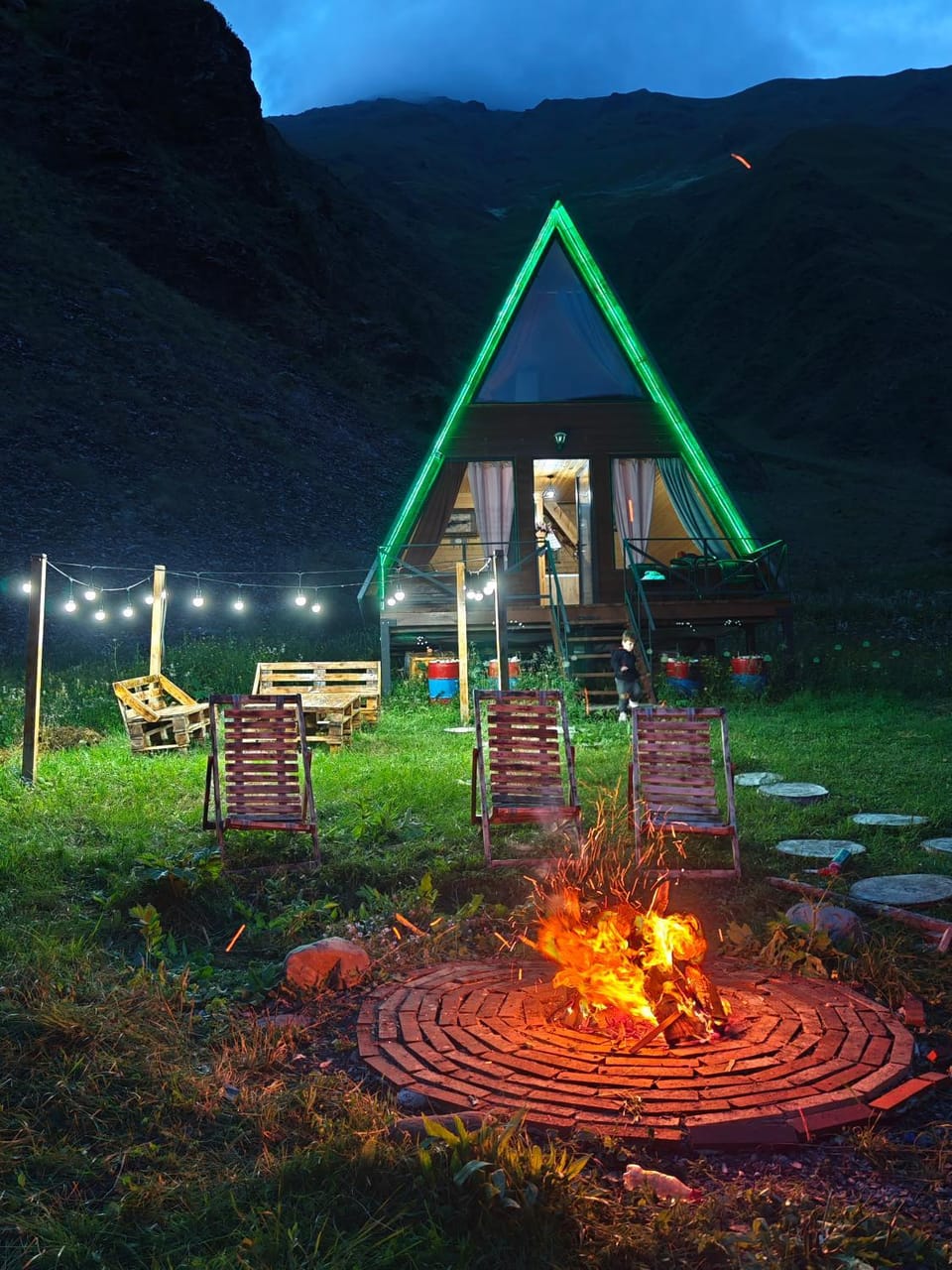 Night, Natural landscape, BBQ facilities, Garden view, Mountain view