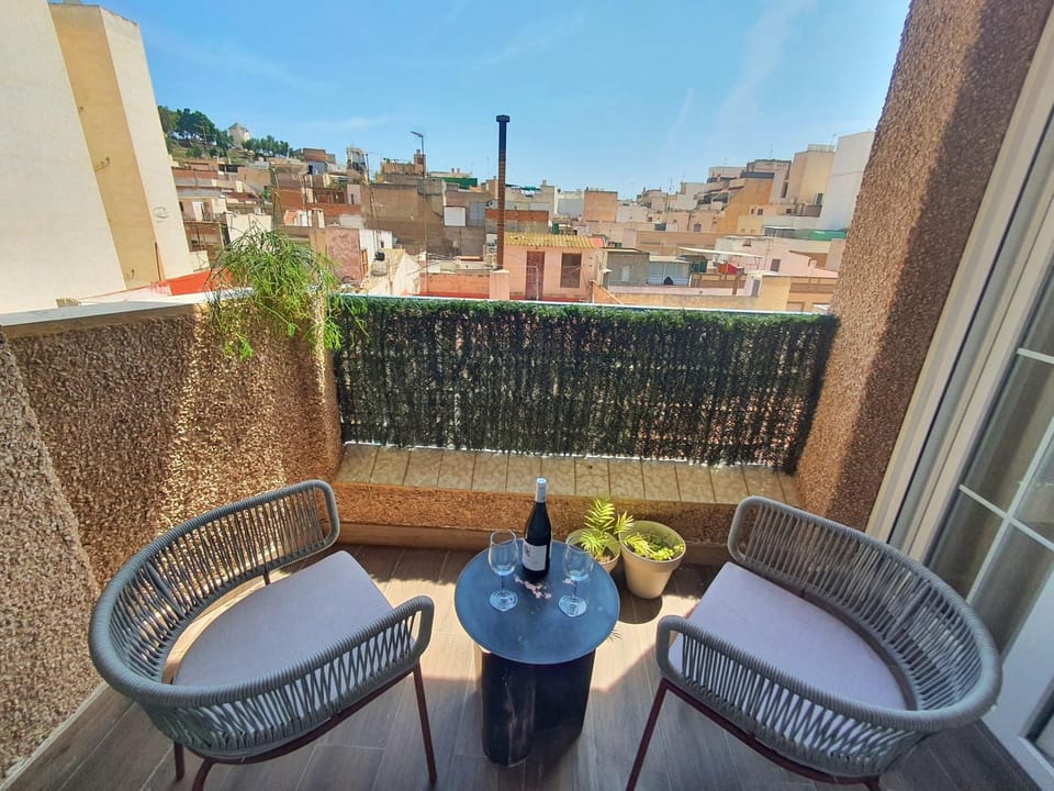 Property building, Balcony/Terrace