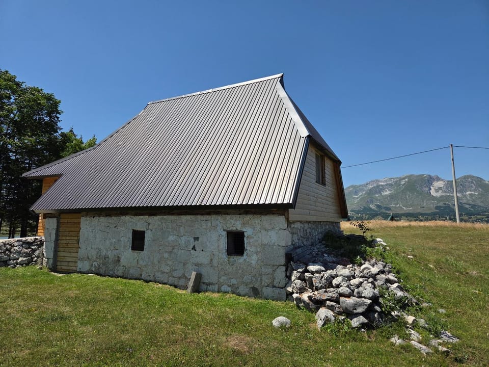 Zelenova koliba Chalet in Montenegro
