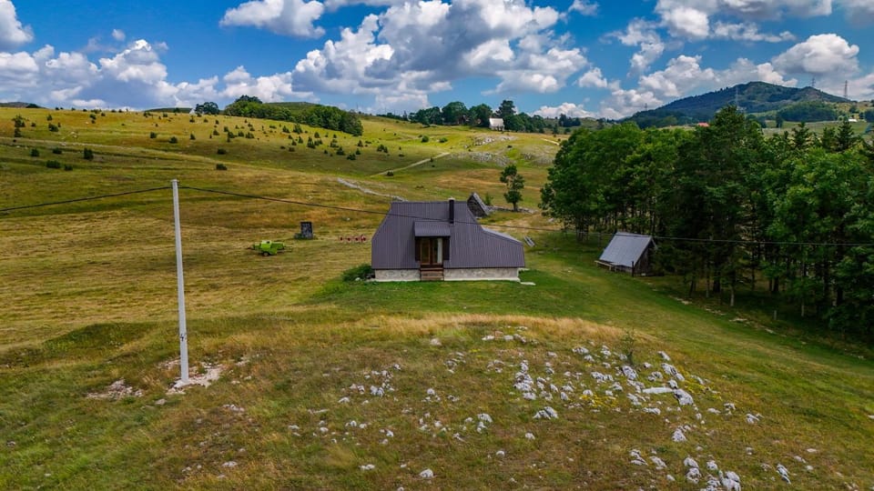 Zelenova koliba Chalet in Montenegro