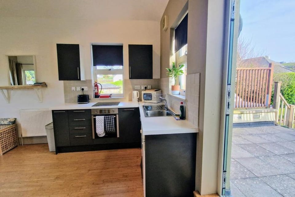 River View apartment Bantham, 5 min walk to beach Apartment in England