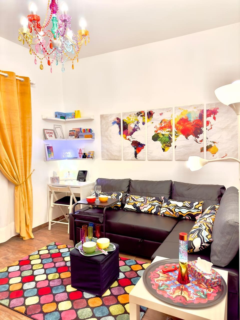 Communal lounge/ TV room, Living room, Seating area, Dining area
