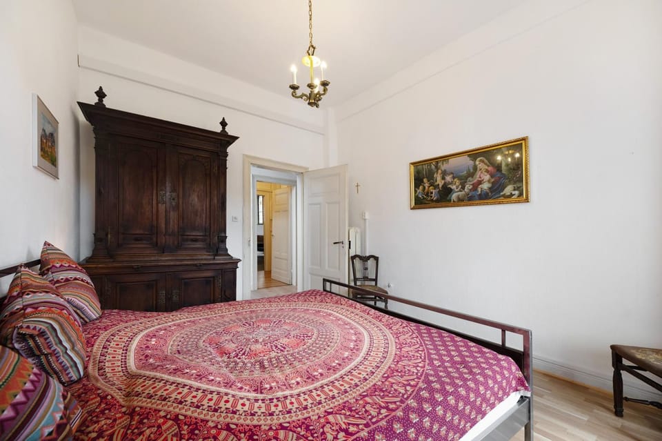 Living room, Bedroom