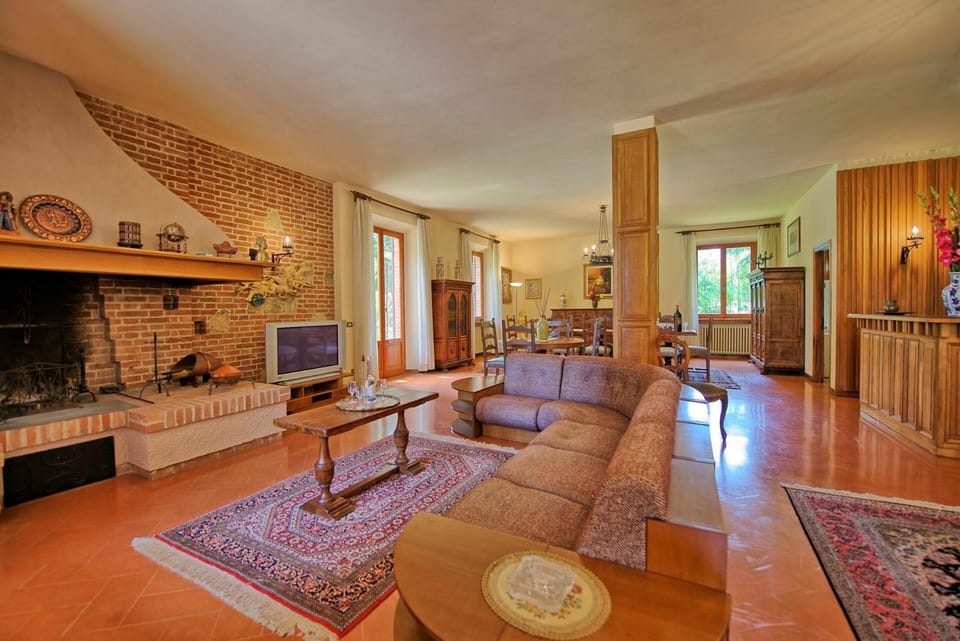 Living room, flat iron