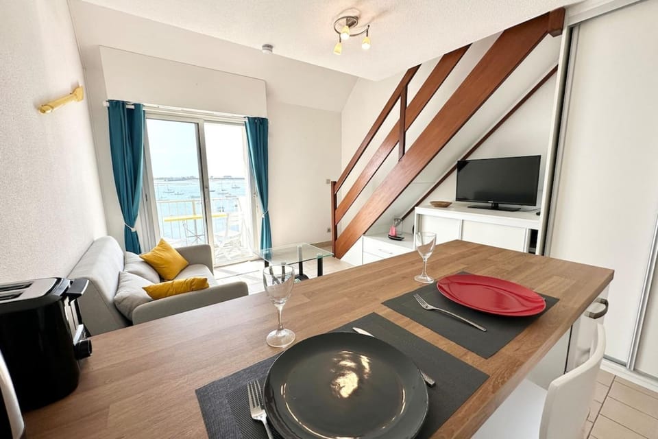Pieds dans l'eau ! T2 Top Cosy Vue mer 180 Apartment in Brittany