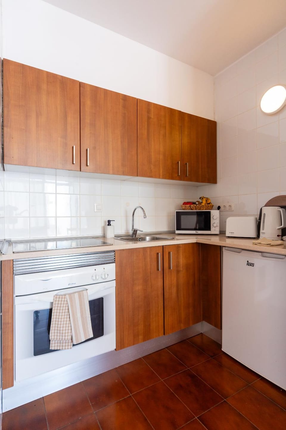 Kitchen or kitchenette, minibar, pet friendly, toaster
