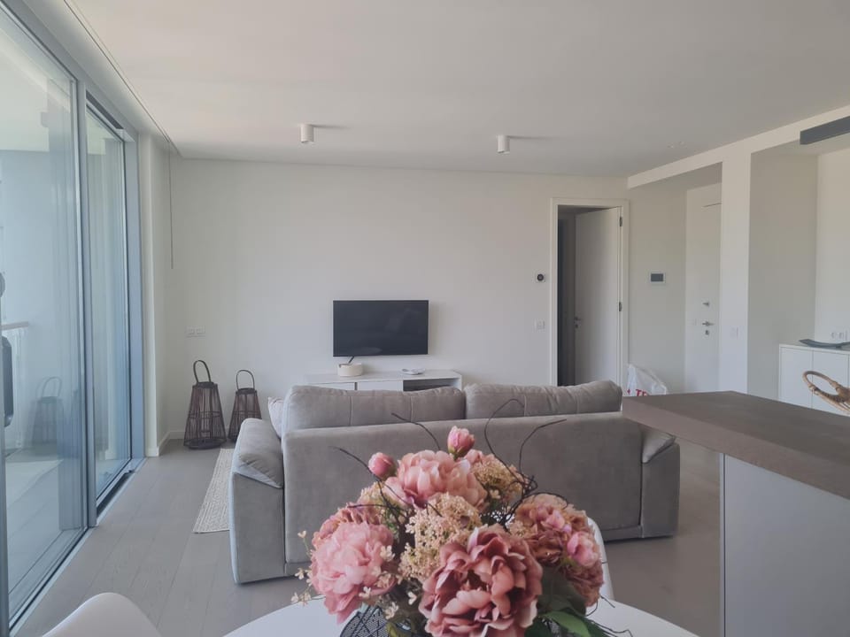 Communal lounge/ TV room, TV and multimedia
