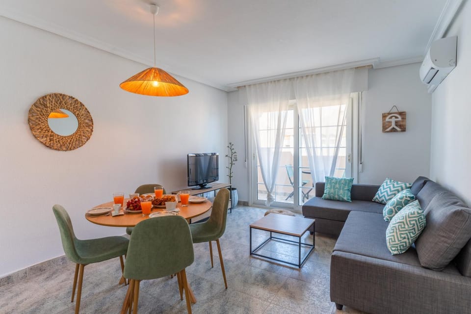 TrendyHomes Retamar - Vistas al mar, playa a 1 min, golf Apartment in Retamar