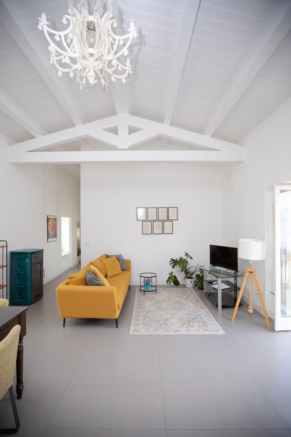 Communal lounge/ TV room, Communal lounge/ TV room